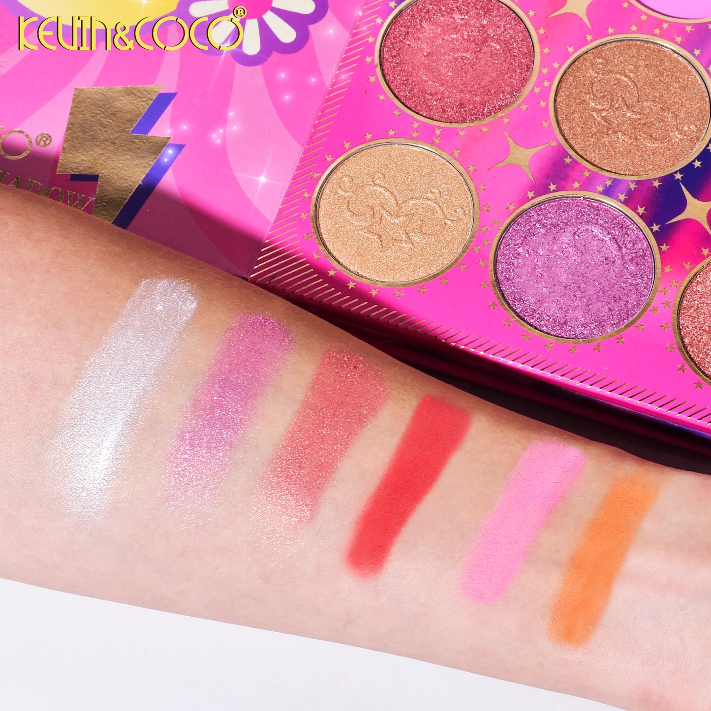 Paleta de sombras de ojos de 82 colores KEVIN & COCO Raibbit Girl
