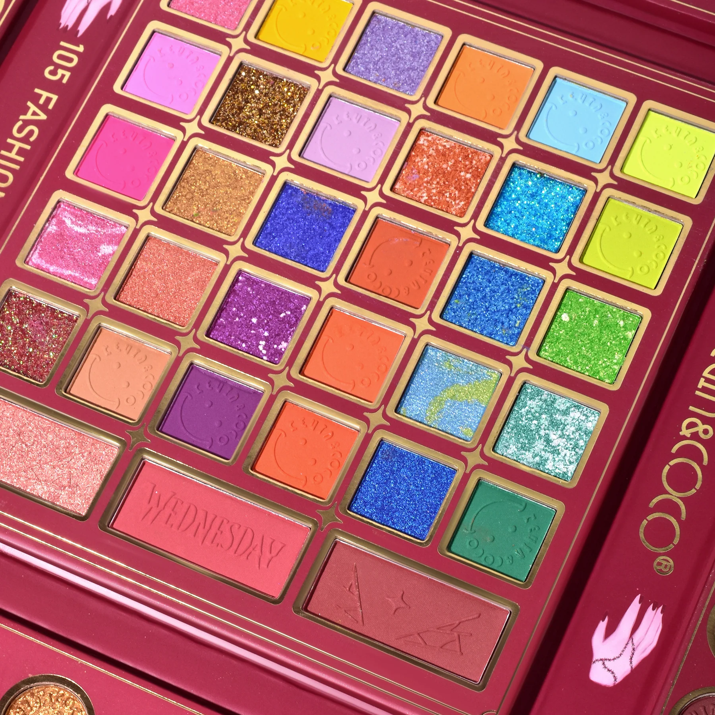 Paleta de sombras de ojos KEVIN&COCO Wednesday Girl de 105 colores