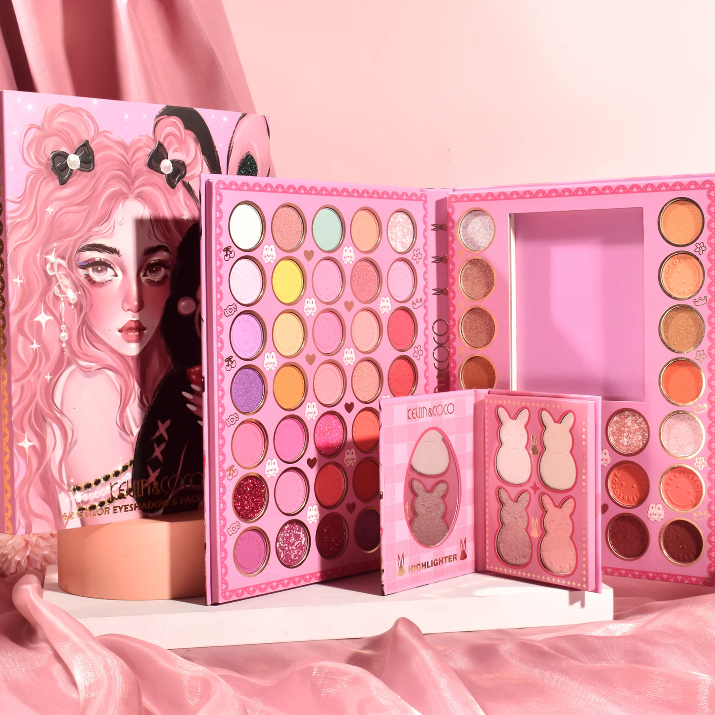 Juego de paletas de maquillaje KEVIN & COCO Bunny Girl de 62 colores