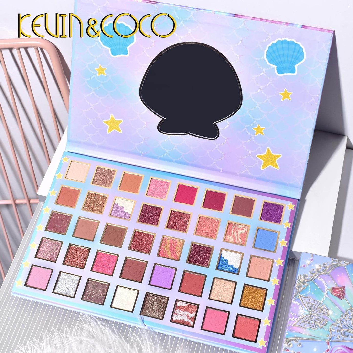 Paleta de Sombra de Ojos en Polvo KEVIN & COCO Sirena de 40 Colores, Coloretes e Iluminador