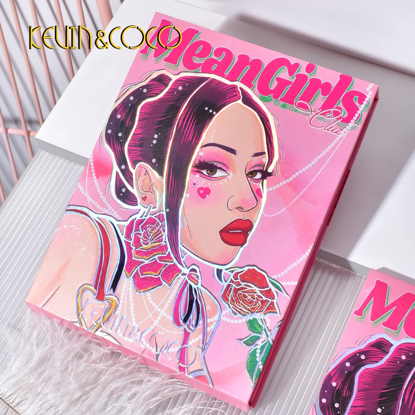 Paleta de maquillaje KEVIN & COCO Mean Girl de 97 colores