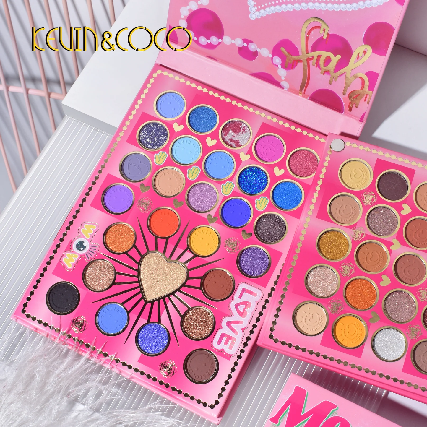 Paleta de maquillaje KEVIN & COCO Mean Girl de 97 colores