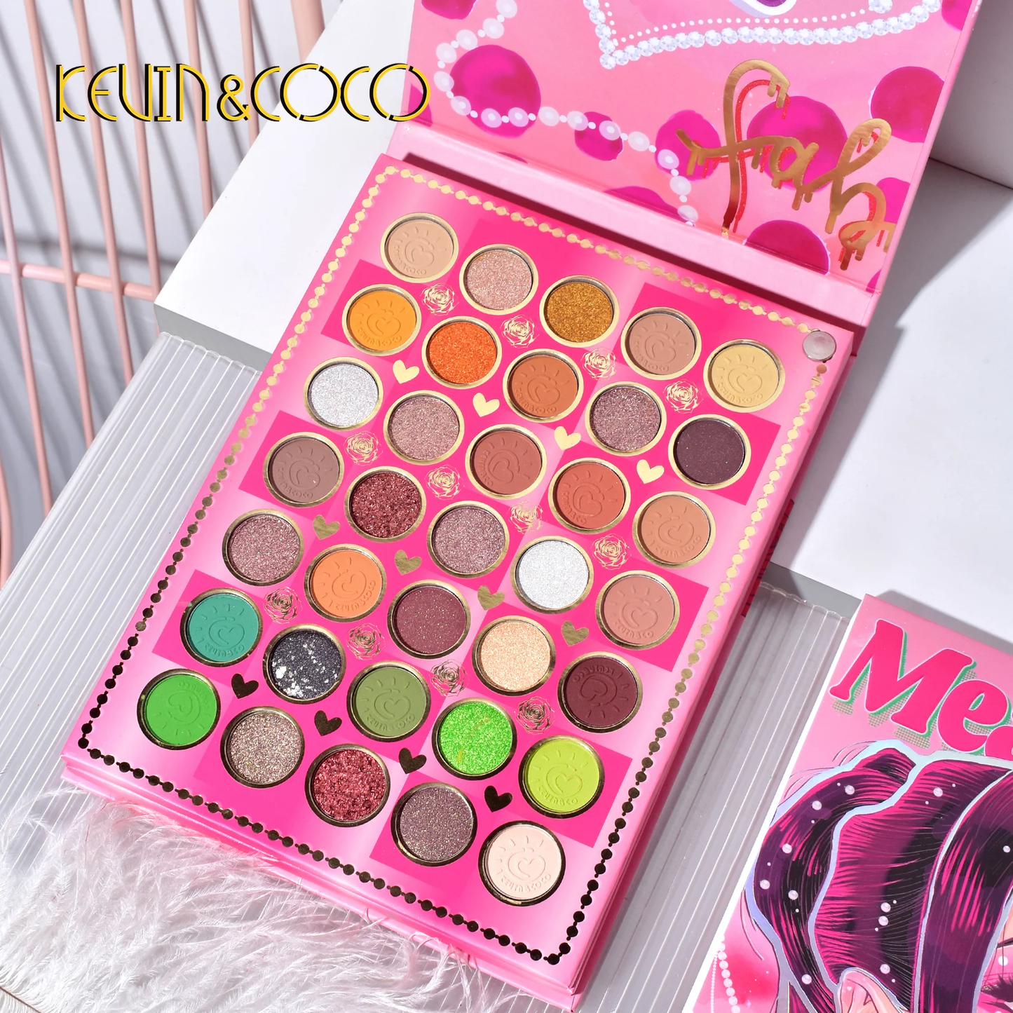 Paleta de maquillaje KEVIN & COCO Mean Girl de 97 colores