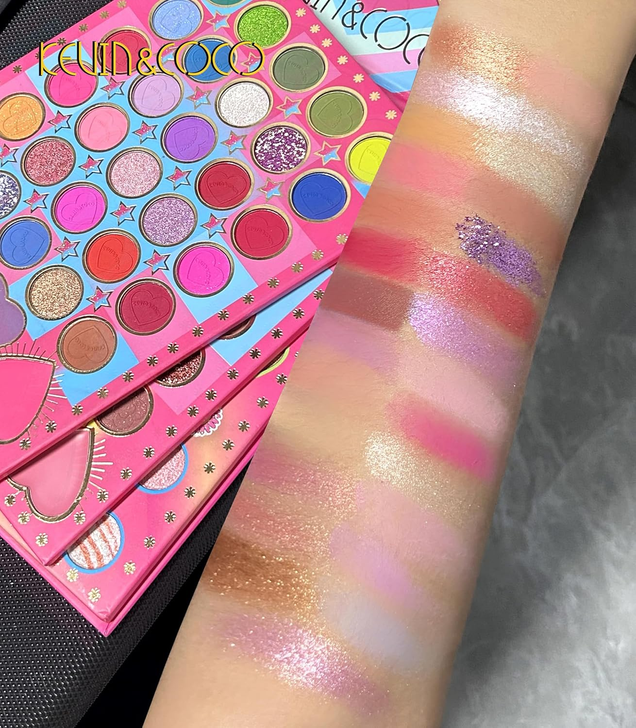 Paleta de Sombra de Ojos, Iluminador y Colorete KEVIN & COCO MeanGirls 96 colores