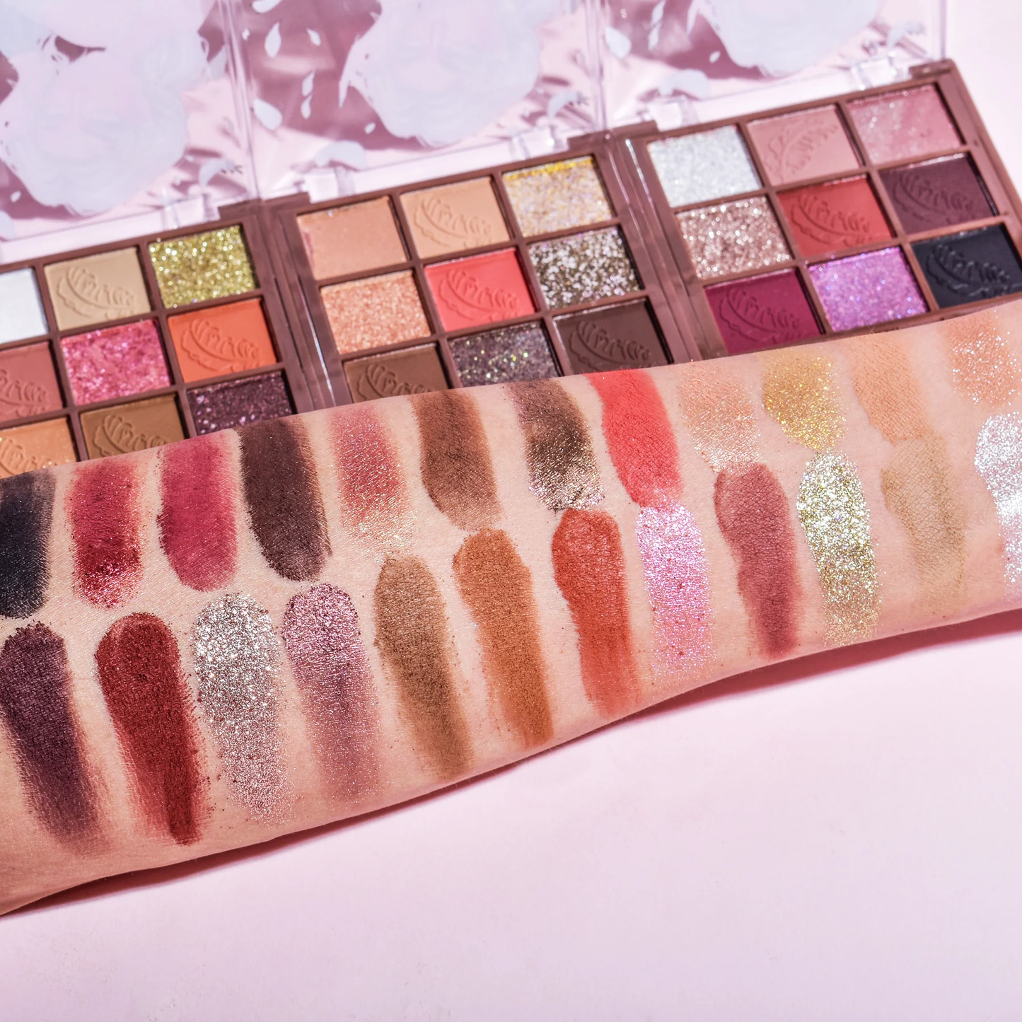 Paleta de sombras de ojos Leah de 9 colores de Muse