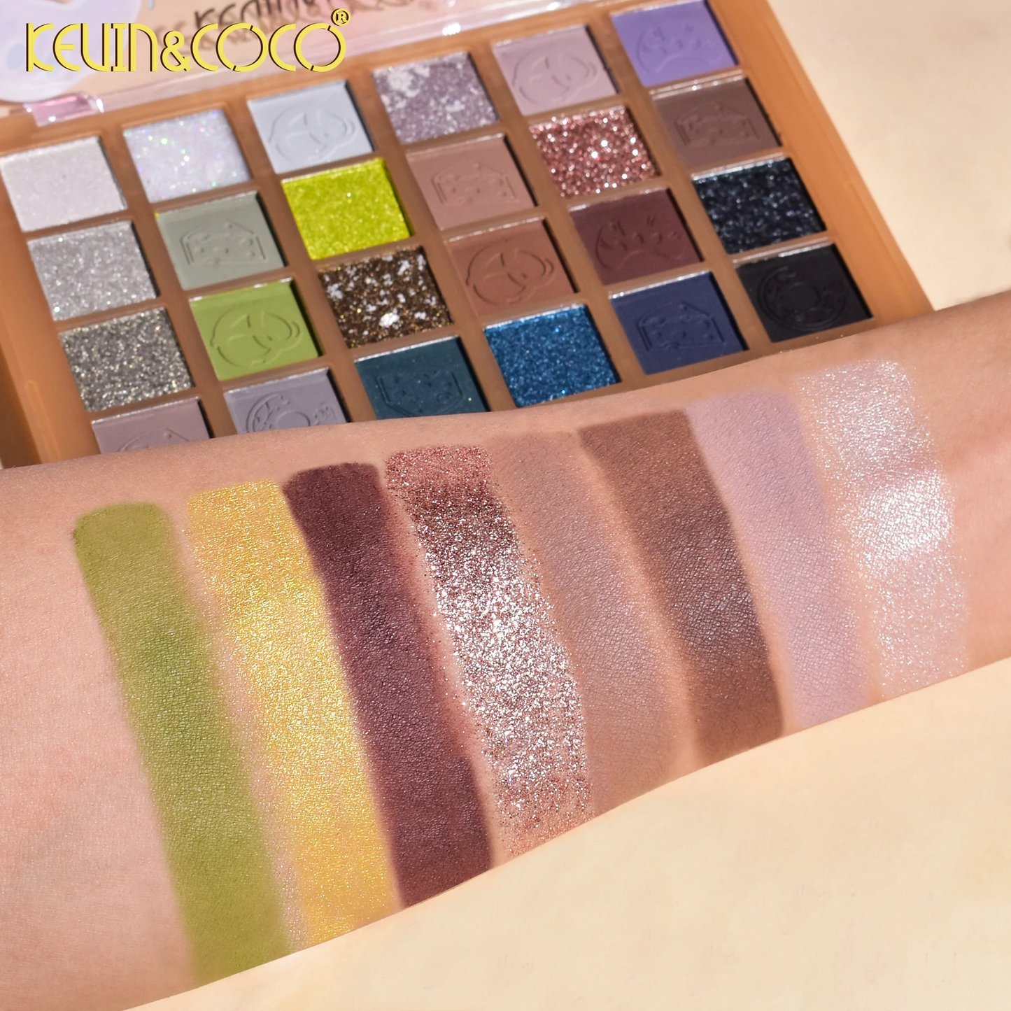 Paleta de sombras de ojos Sweet Dessert de 24 colores