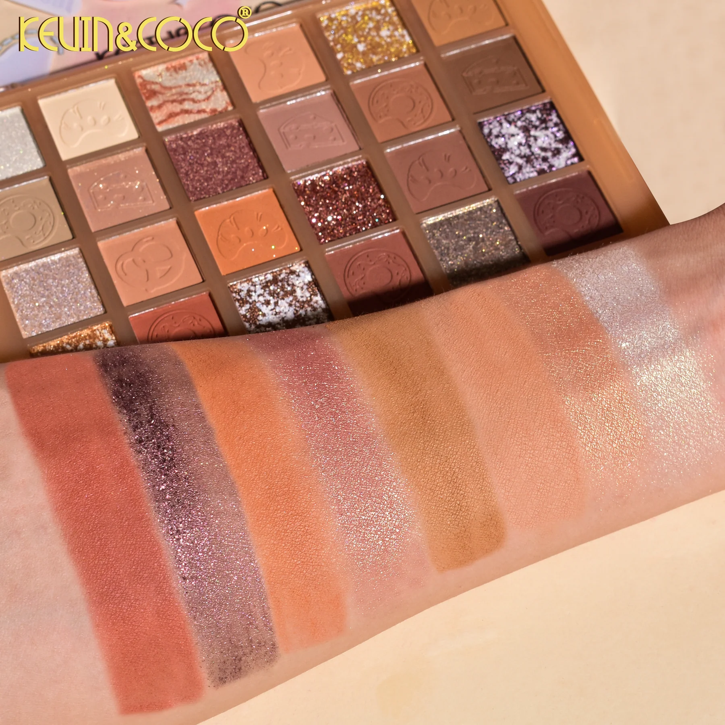 Paleta de sombras de ojos Sweet Dessert de 24 colores